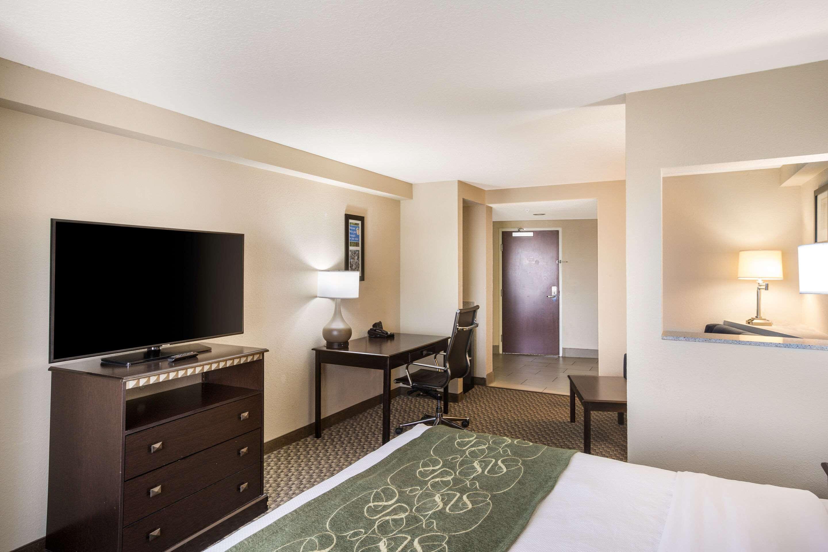 Comfort Suites Forsyth Near I-75 Dış mekan fotoğraf