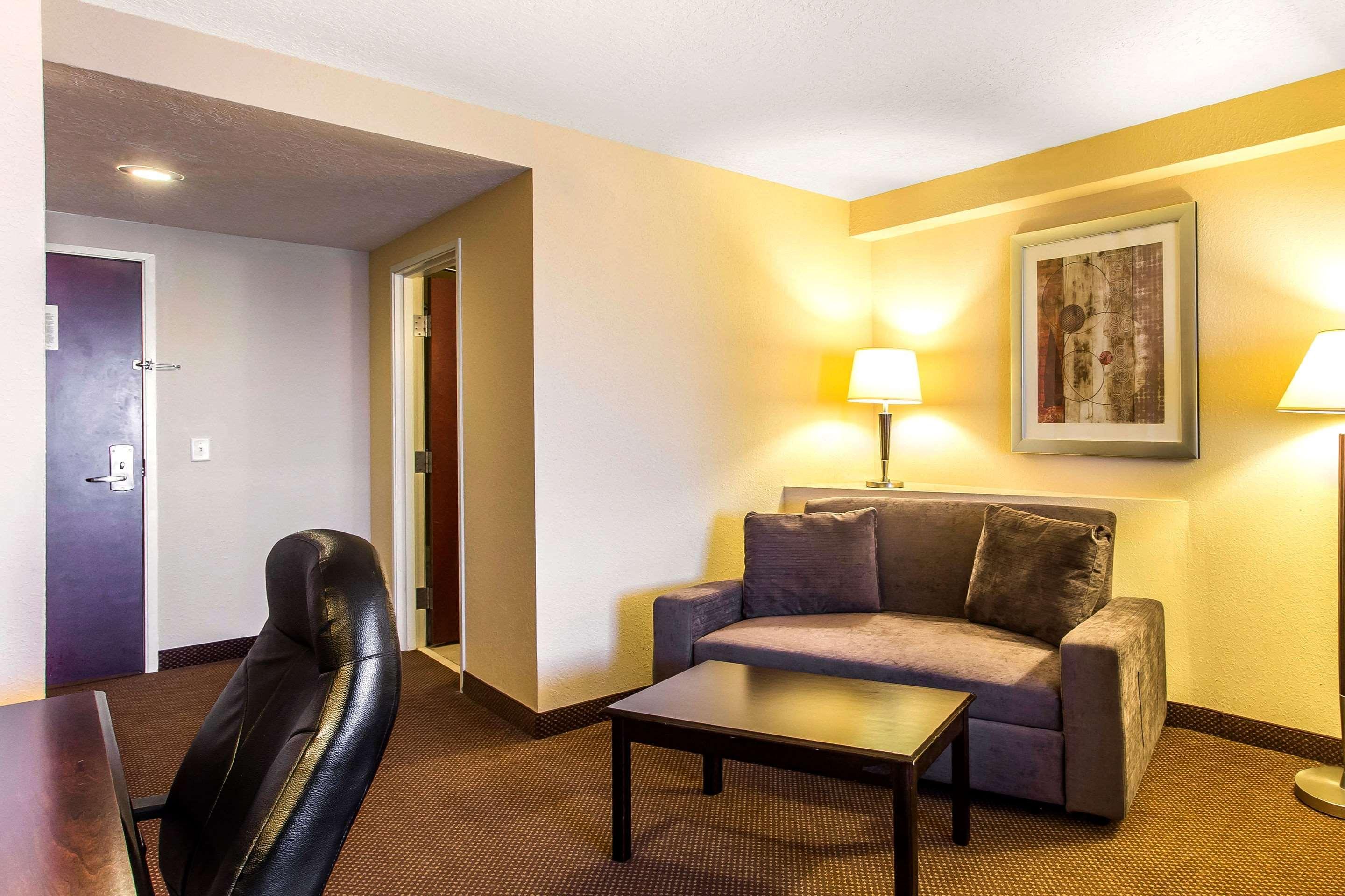 Comfort Suites Forsyth Near I-75 Dış mekan fotoğraf