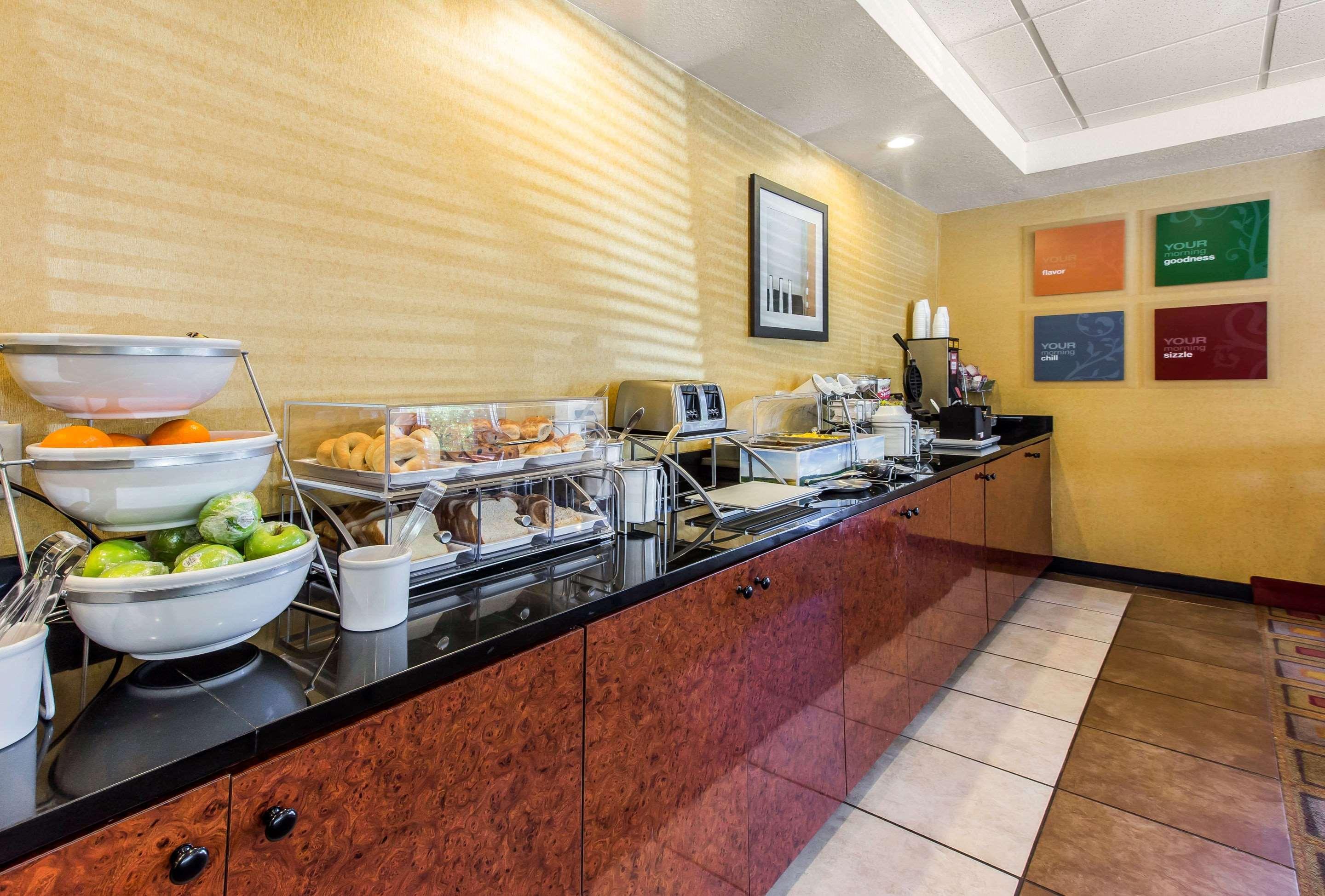 Comfort Suites Forsyth Near I-75 Dış mekan fotoğraf